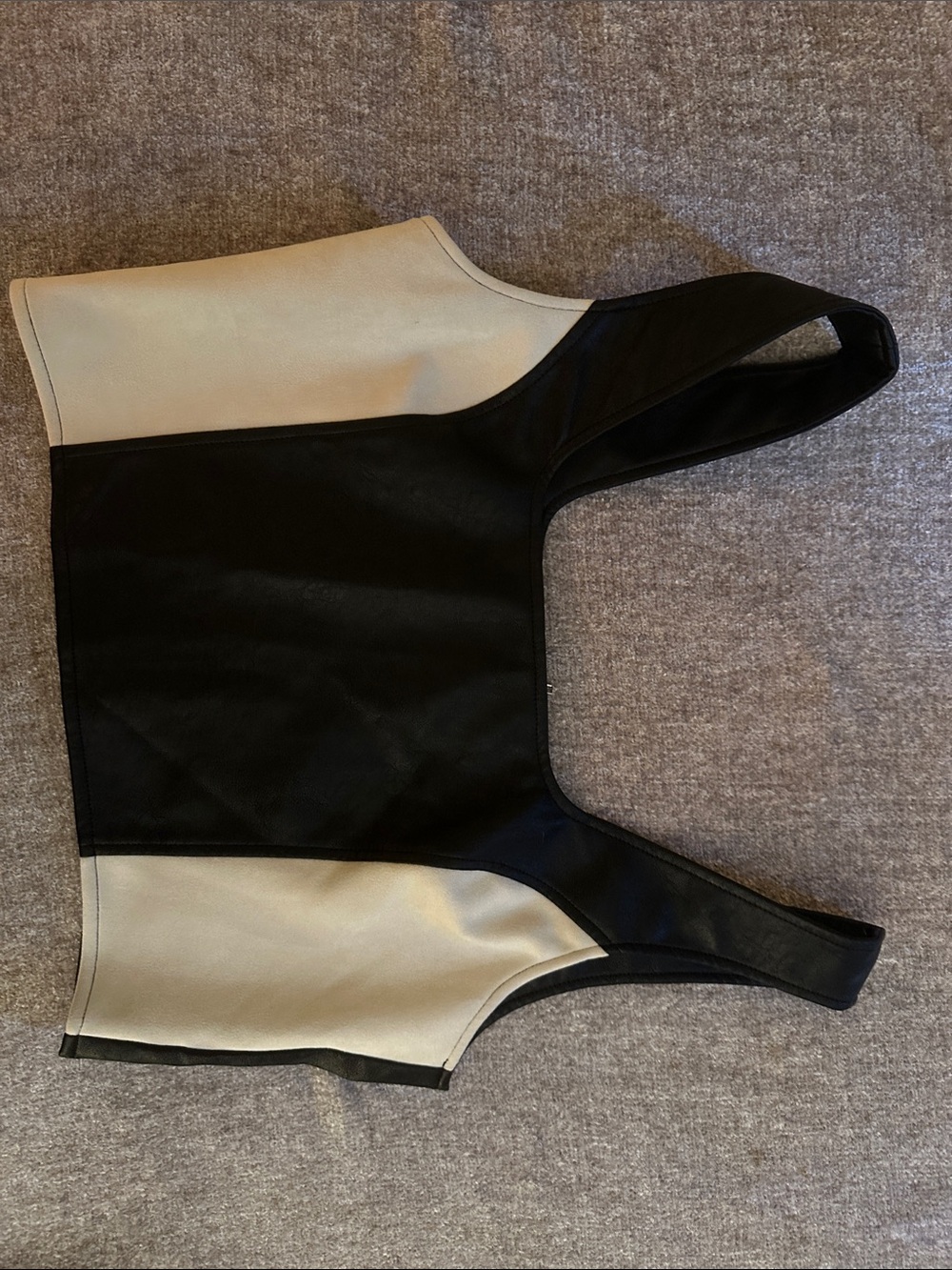 Colorblock Black and Cream crop top tank